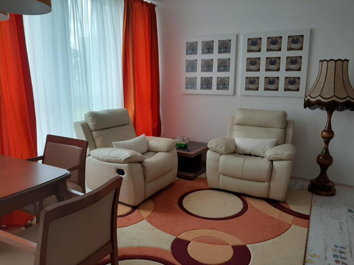 Zluty Apartman A6 V Chomutove Apartman Kültér fotó